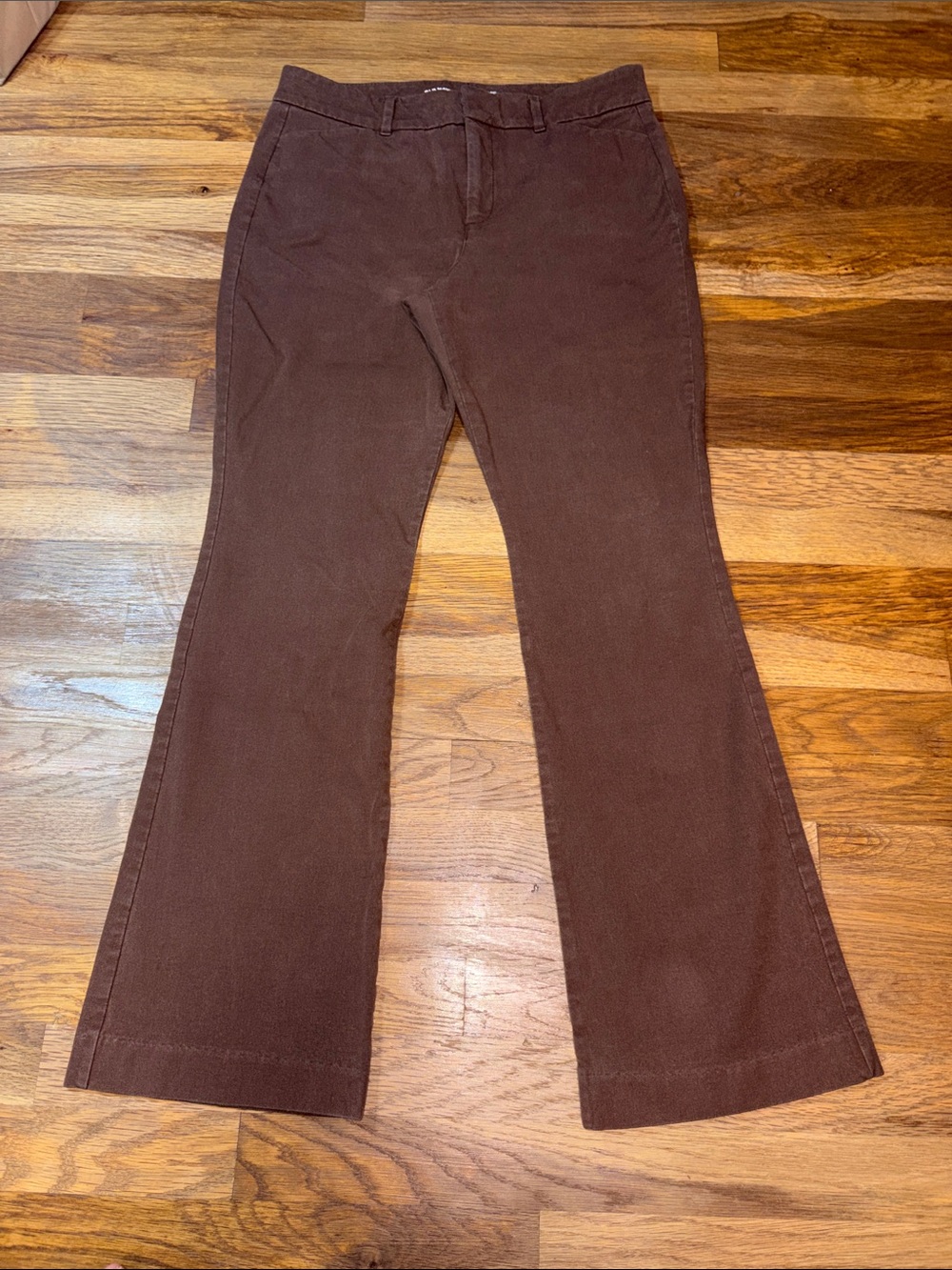 Old Navy pixie Flare pants